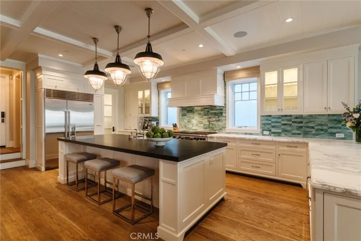 413 7th, Manhattan Beach, California 90266