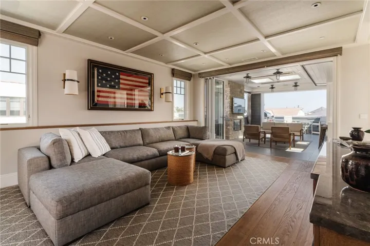 413 7th, Manhattan Beach, California 90266