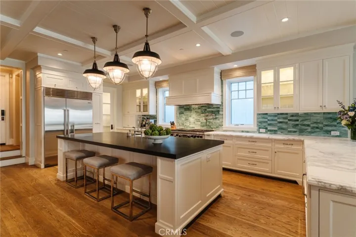 413 7th, Manhattan Beach, California 90266