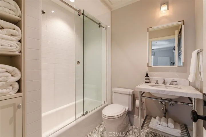 413 7th, Manhattan Beach, California 90266