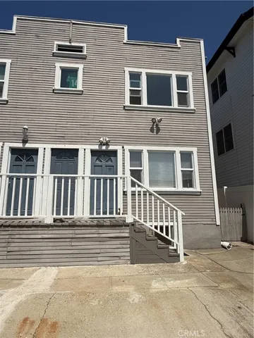 Recent picture of the exterior