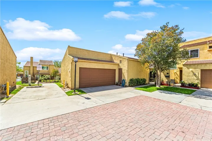 4769 Serrente Plz Yorba Linda CA 92886