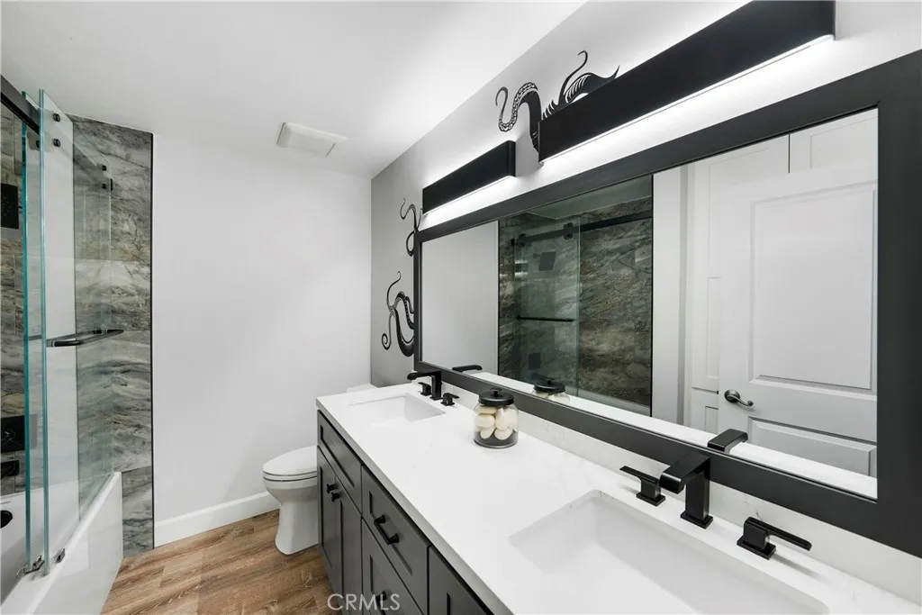 Upstairs Bathroom
