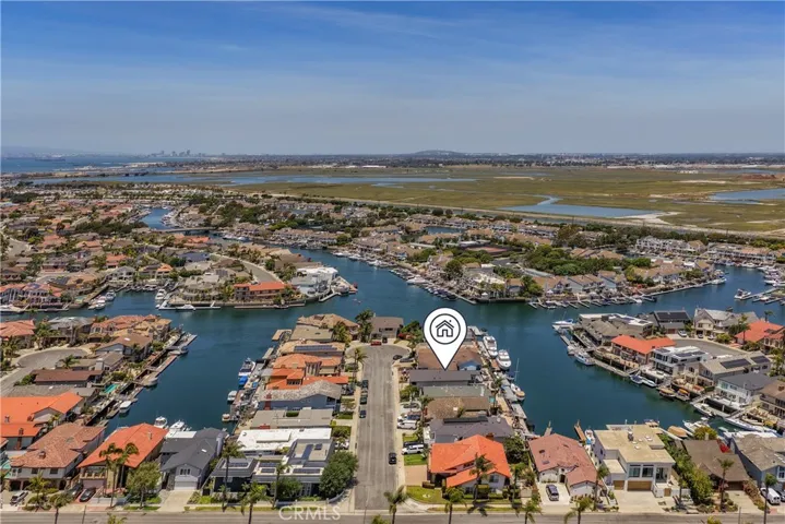 Largest Finger-Channel in the Harbour