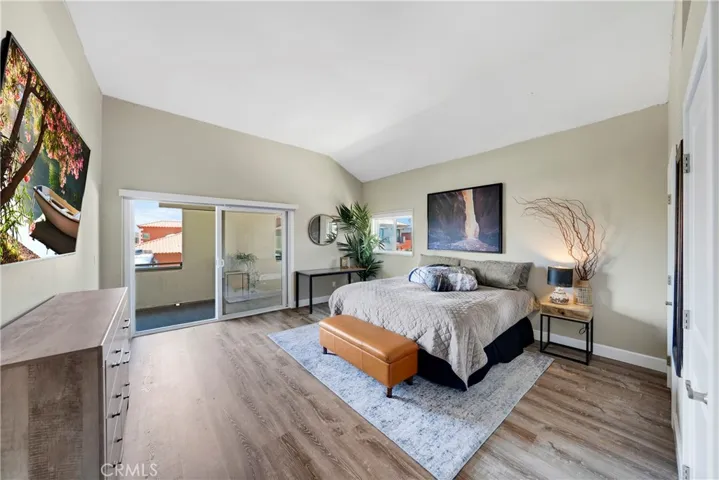 Upstairs Bedroom 2