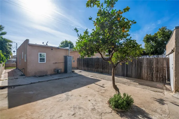 1320 Backyard