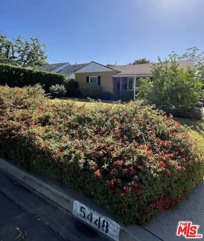 5448 Murietta Avenue, Van Nuys, California 91401