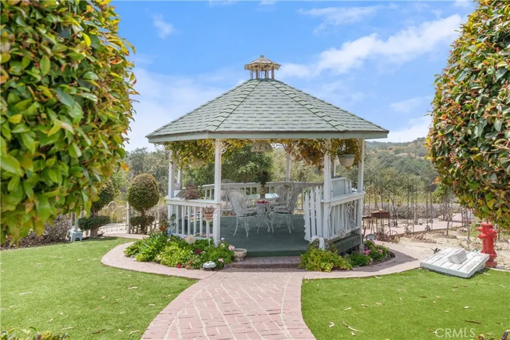 1078 Corbett Canyon Road, Arroyo Grande, California 93420