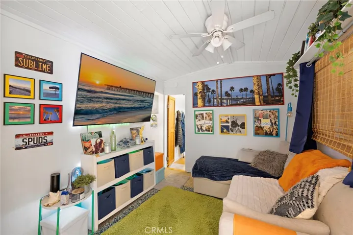 102 Corona, San Clemente, California 92672