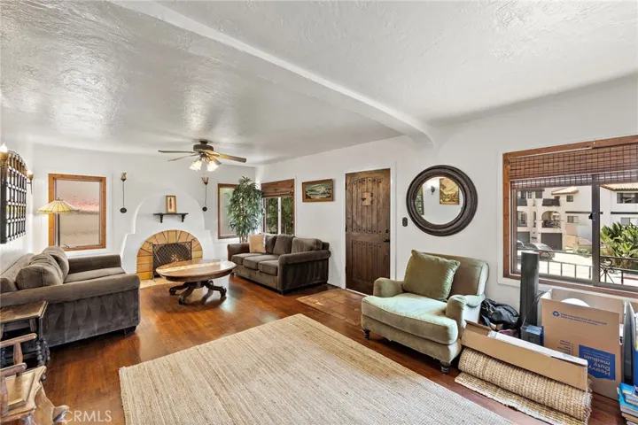 102 Corona, San Clemente, California 92672