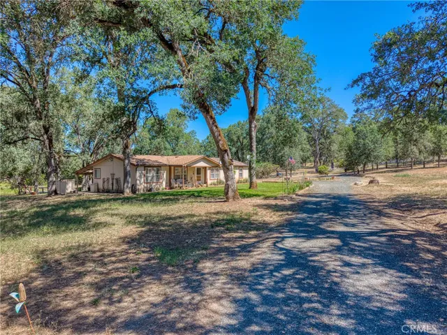 1450 Oak Hill Court, Lakeport, California 95453