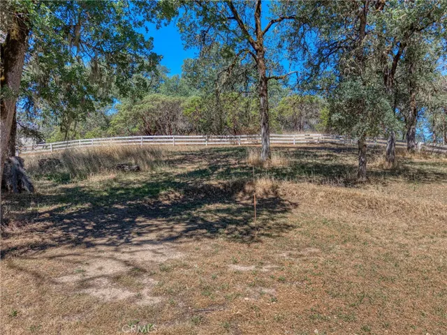 1450 Oak Hill Court, Lakeport, California 95453