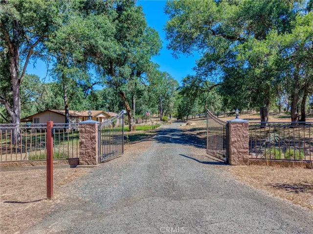 1450 Oak Hill Court, Lakeport, California 95453