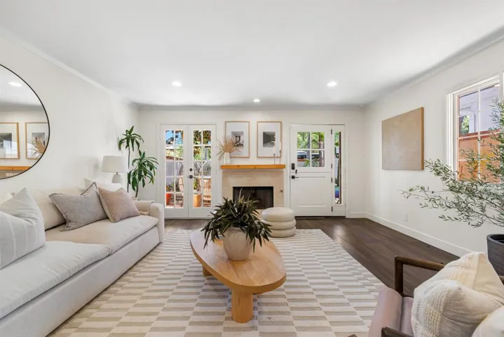 274 J Ave, Coronado, California 92118