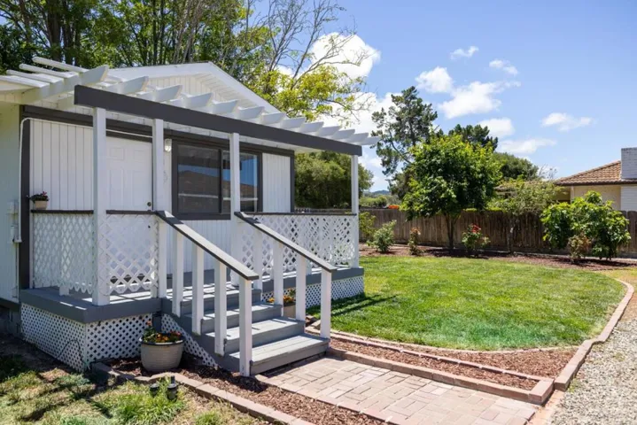 20091 Portola Drive, Salinas, California 93908