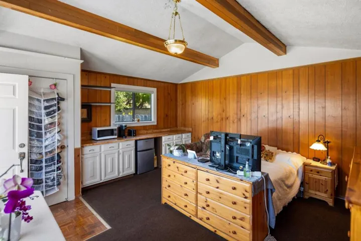 20091 Portola Drive, Salinas, California 93908
