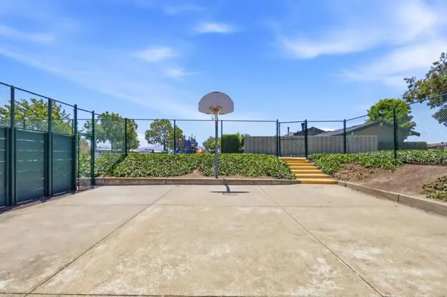1220 Tasman Drive, Sunnyvale, California 94089