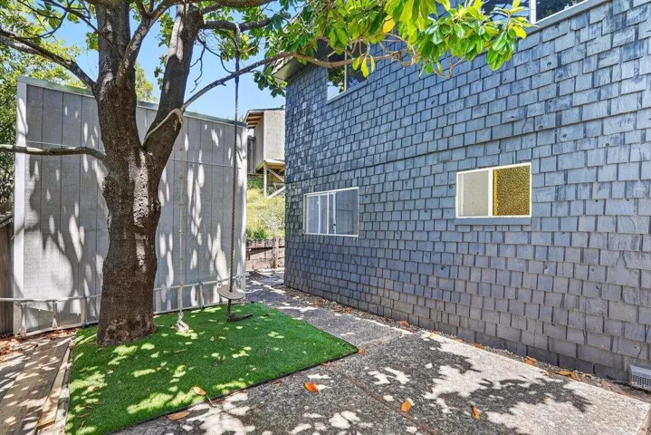 530 Cathedral Drive, Aptos, California 95003