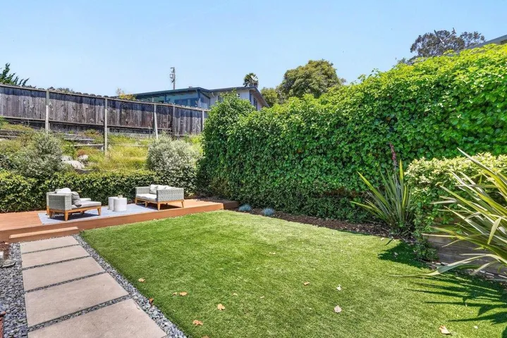 530 Cathedral Drive, Aptos, California 95003