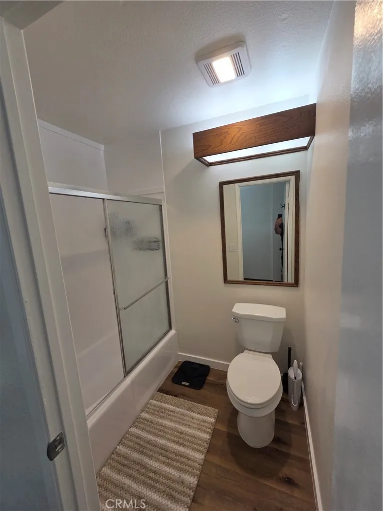 Bathroom 2 Master's