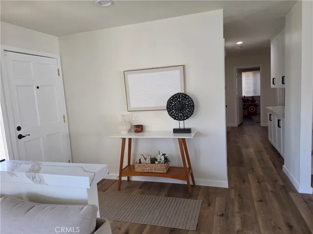 Front entrance/Hallway