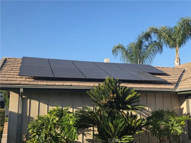 House roof with Solar