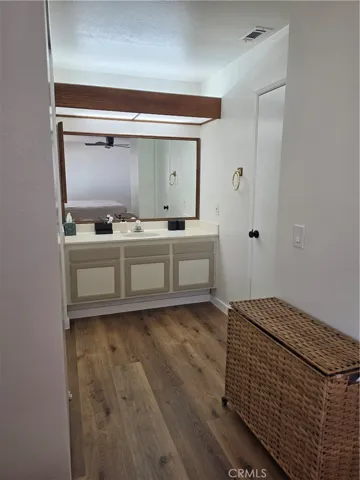 Bathroom 2 Master's