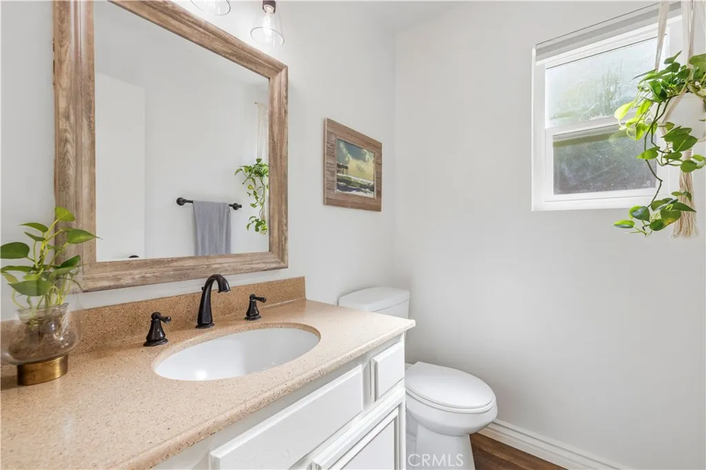 downstairs bathroom next to garage door