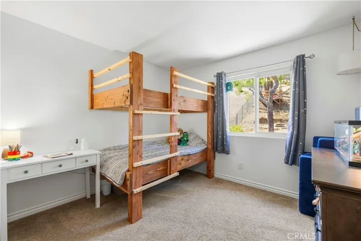 28235 Royal Road, Castaic, California 91384