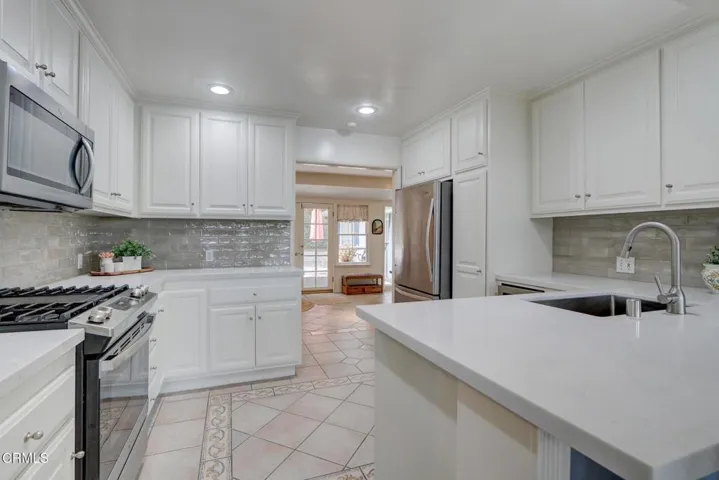 IMG_0056_57_58_59_60Interior01 (1)