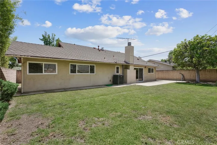 22259 Bassett, Canoga Park, California 91303