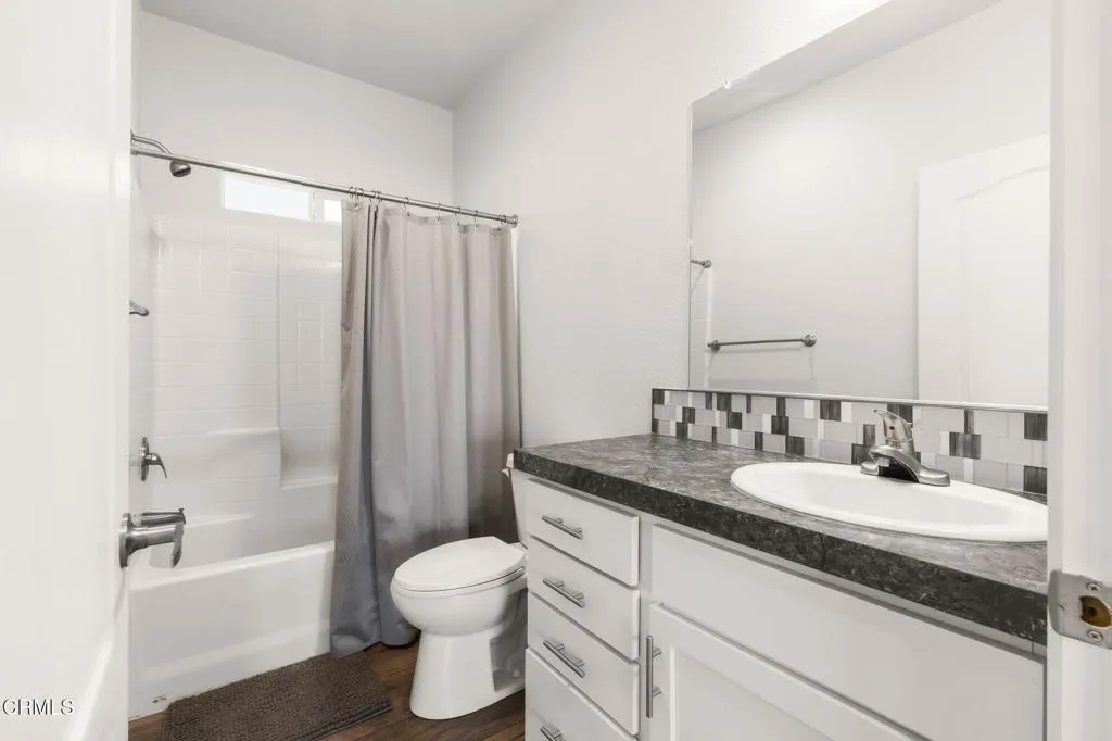 5540_W_5th_#90-24