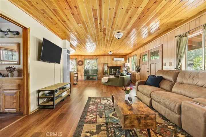 1429 Zermatt, Pine Mountain Club, California 93222