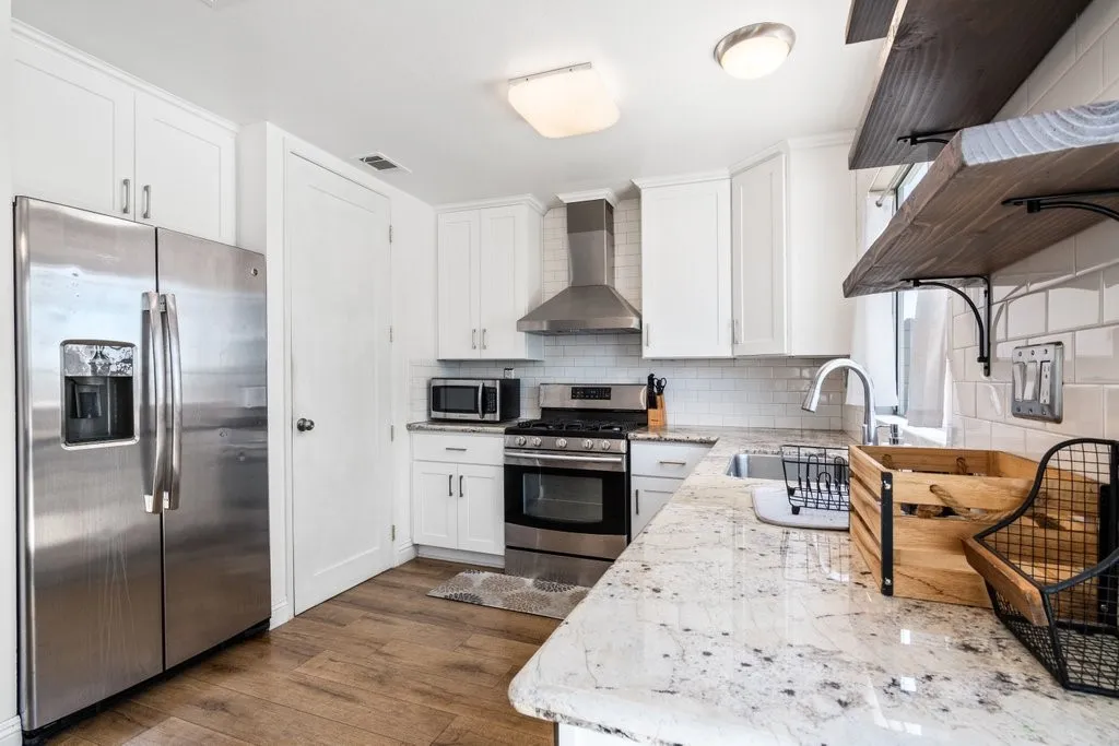 Another kitchen
