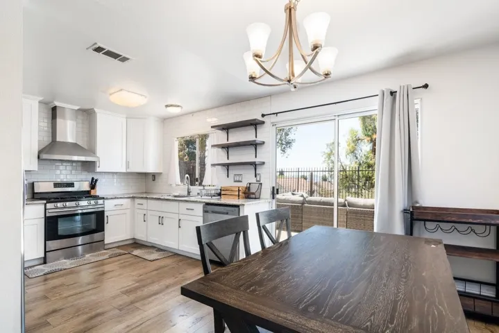 Dinning / Kitchen