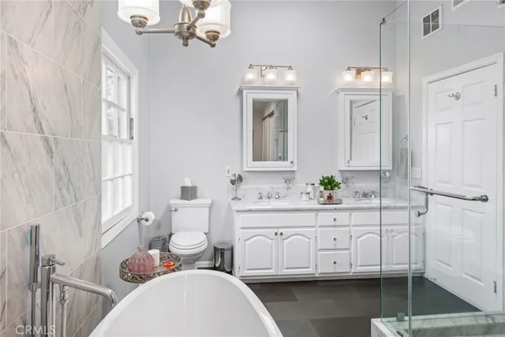 double vanity primary bathroom