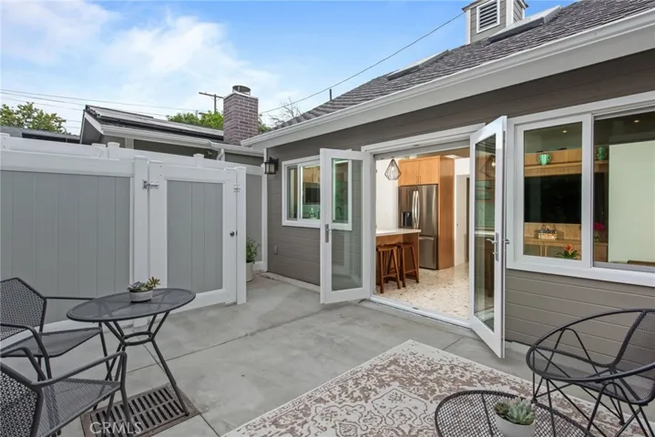 2nd ADU loft house with private patio