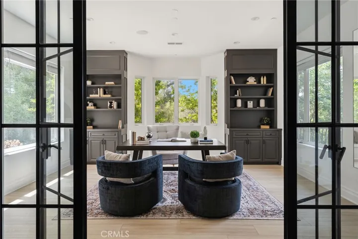 6029 Fairview, Agoura Hills, California 91301