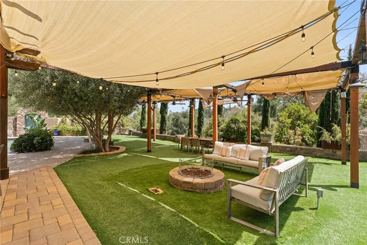6029 Fairview, Agoura Hills, California 91301