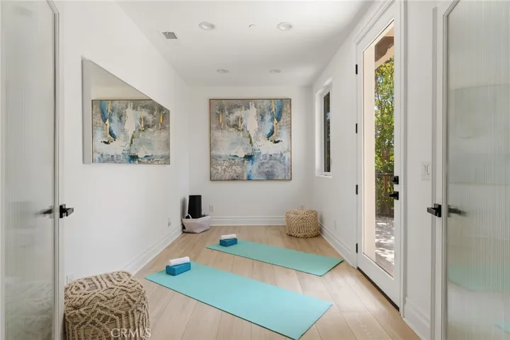6029 Fairview, Agoura Hills, California 91301