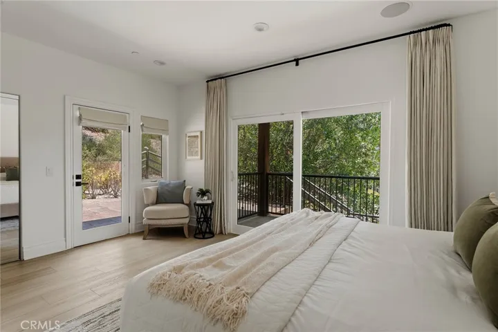 6029 Fairview, Agoura Hills, California 91301