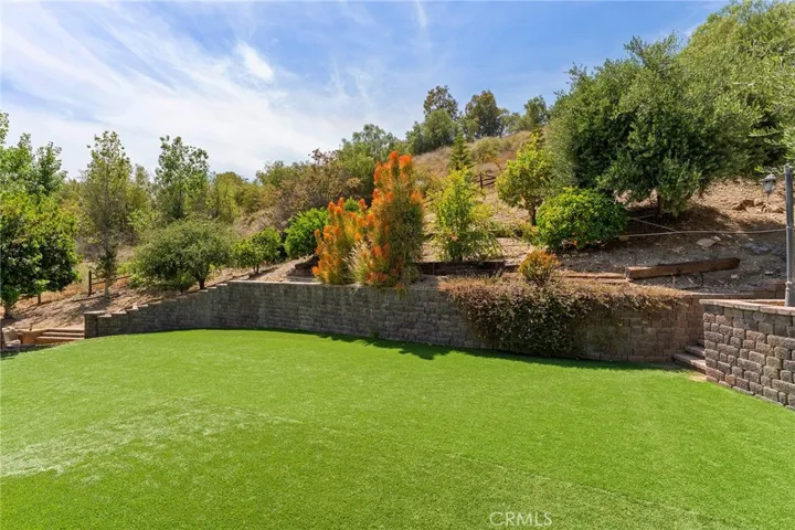 6029 Fairview, Agoura Hills, California 91301