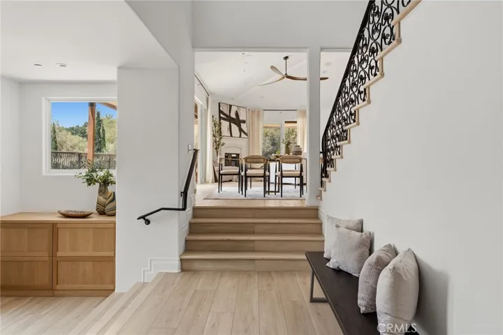 6029 Fairview, Agoura Hills, California 91301