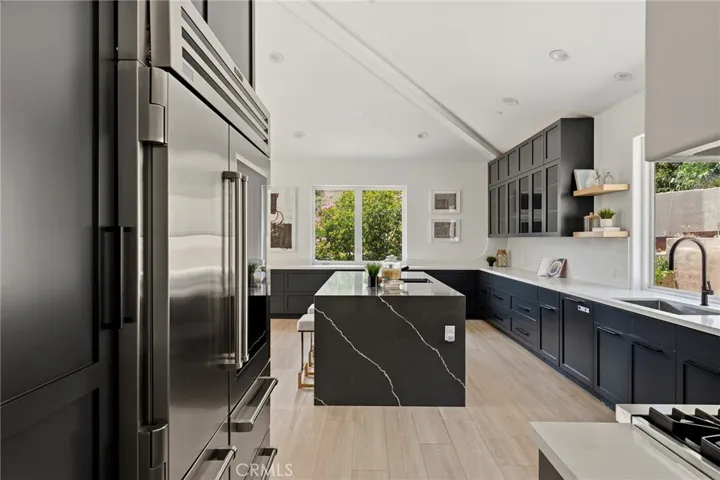 6029 Fairview, Agoura Hills, California 91301