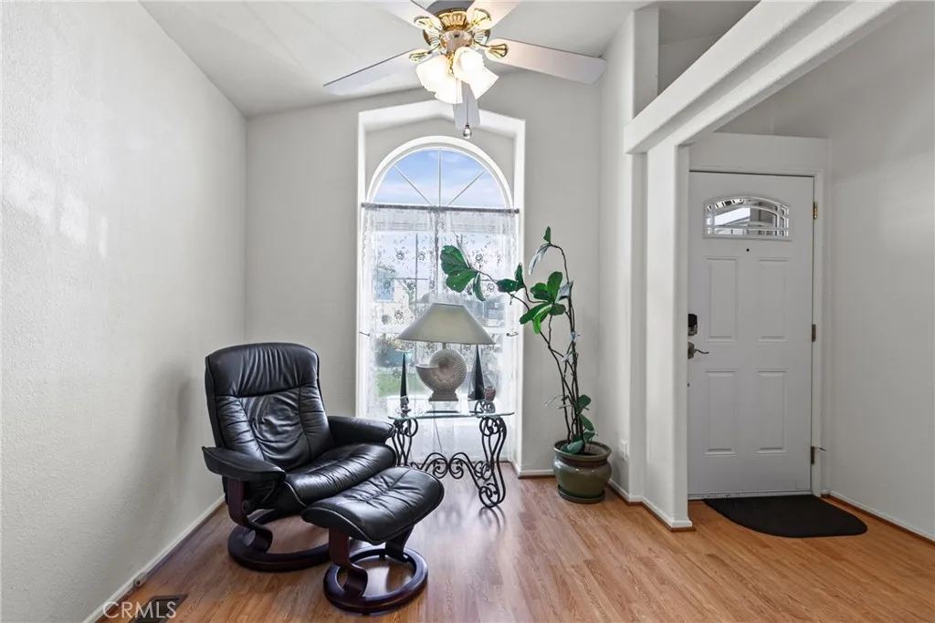 Breakfast Nook, Office or Sitting Area