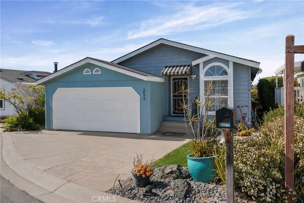 Front of Home with attached 2 car garage