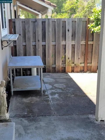 2 Tarn Ct, Hercules, California 94547