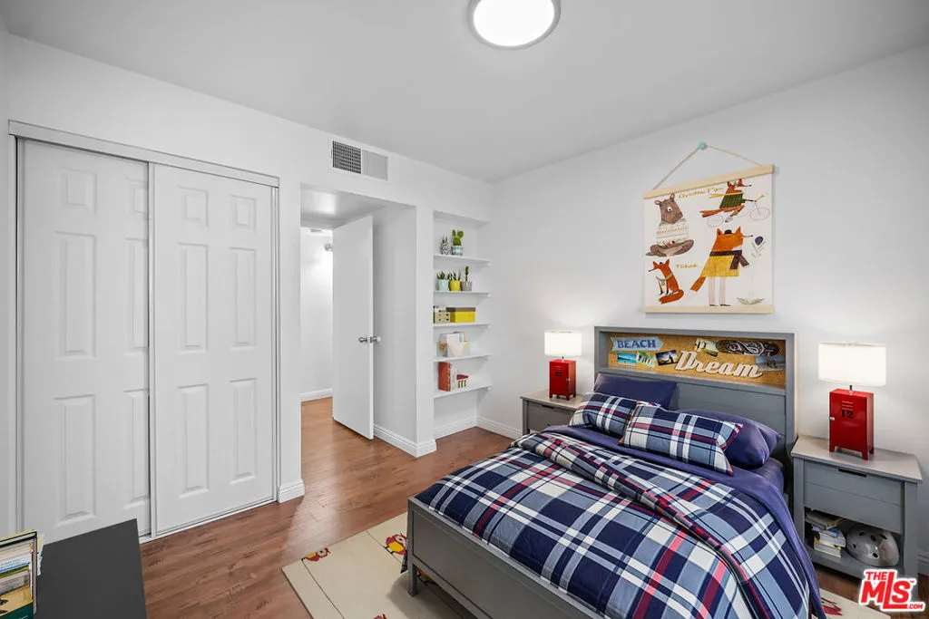 VIRTUAL STAGING