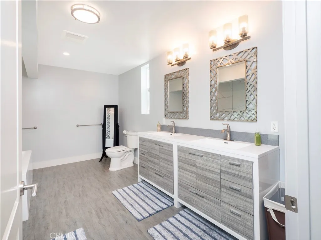 Primary bath