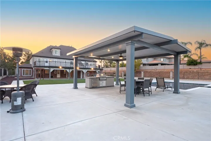 Island pool grill and refrigerator